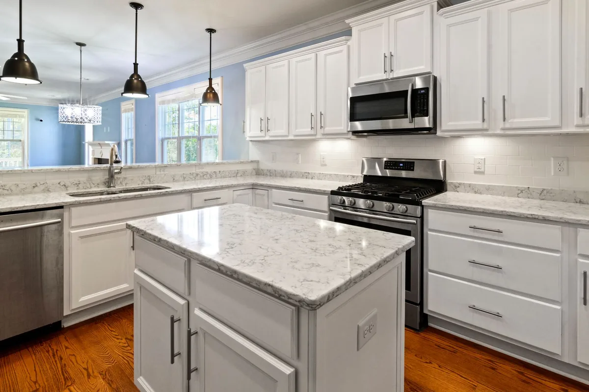 Filth & Squalor Cleanup in Kingston, MA
